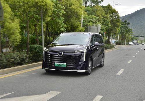 中东富豪评测国产车视频,国产汽车崛起，中东市场反响热烈